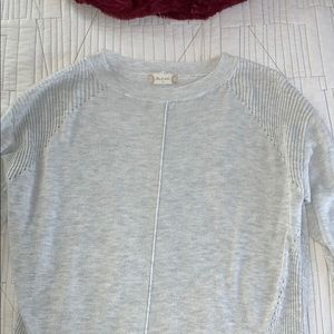 White/grey long sleeve sweater